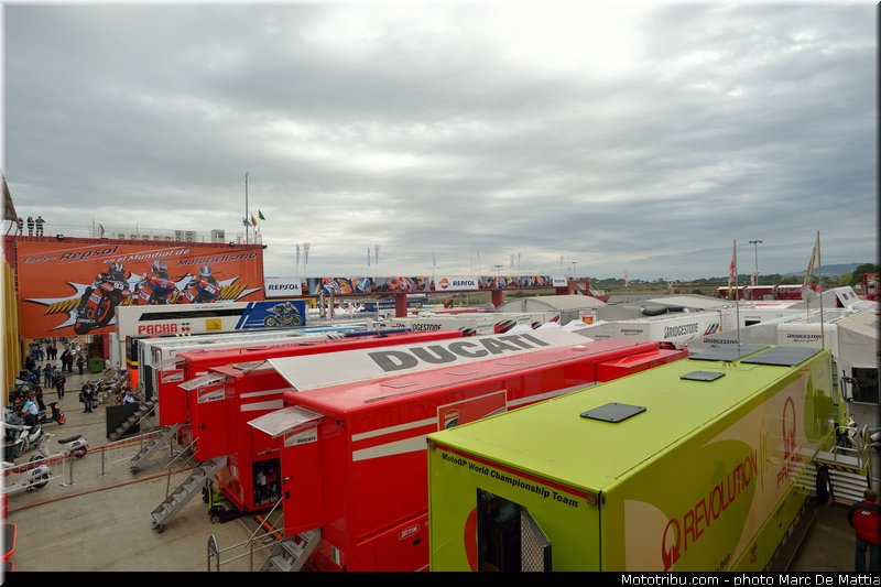 motogp_ambiance_004_valencia_2012
