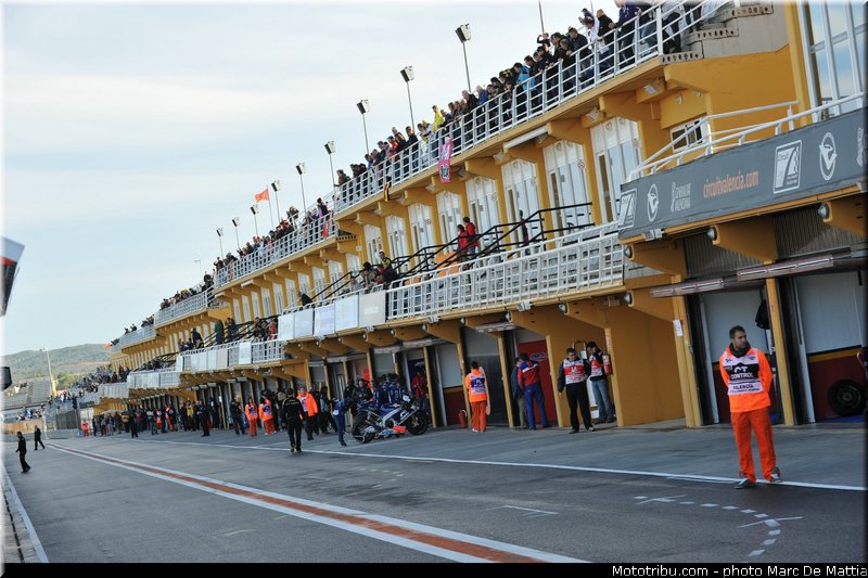 motogp_ambiance_010_valencia_2012