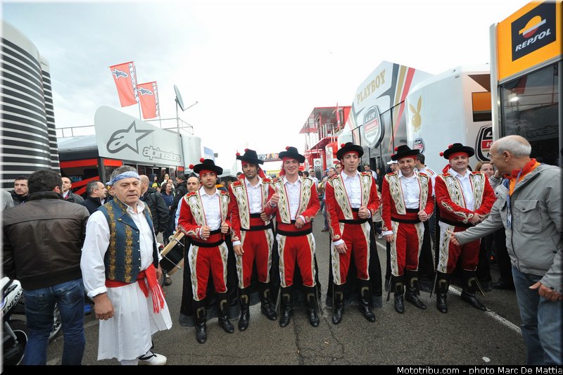 motogp_ambiance_026_valencia_2012