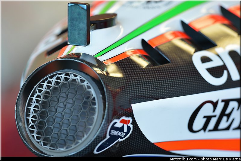 motogp_paddock_006_valencia_2012