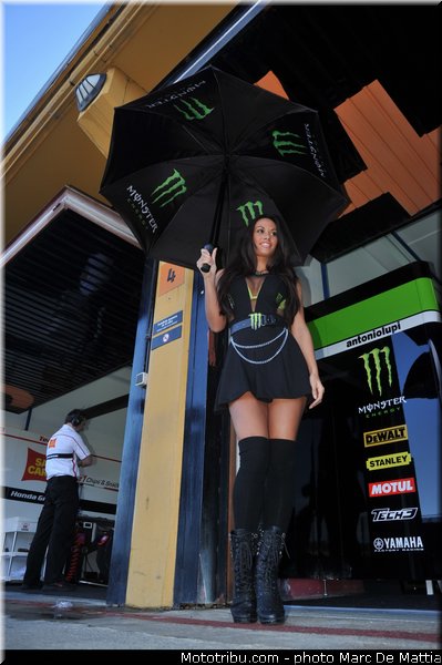 motogp_pitbabe_017_valencia_2012