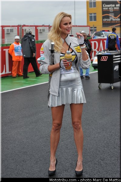 motogp_pitbabe_021_valencia_2012