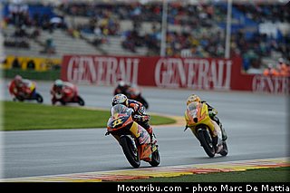 moto3_022_valencia_2012.jpg