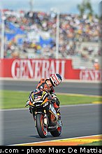 motogp_edwards_004_valencia_2012.jpg