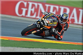 motogp_edwards_005_valencia_2012.jpg