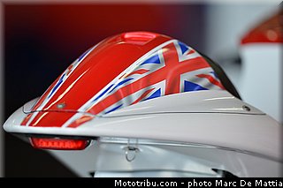 motogp_paddock_002_valencia_2012.jpg