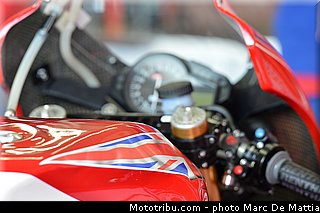 motogp_paddock_004_valencia_2012.jpg