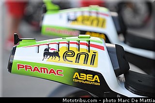 motogp_paddock_016_valencia_2012.jpg