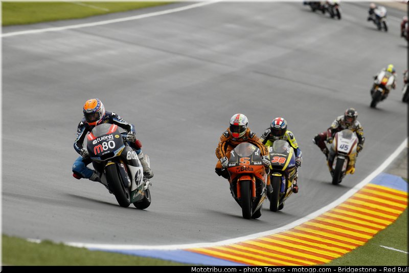 moto2_015_valencia_2012