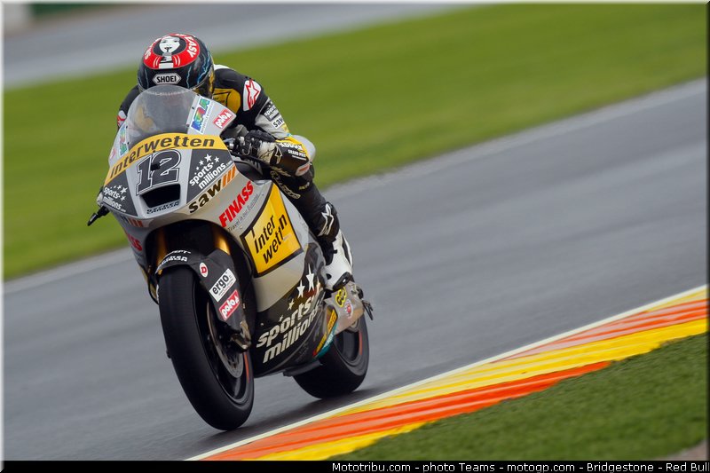 moto2_luthi_001_valencia_2012