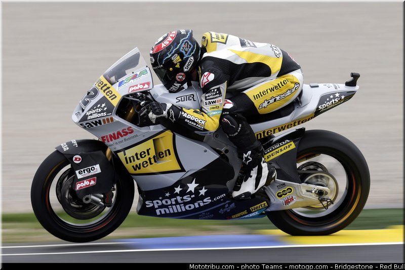 moto2_luthi_014_valencia_2012