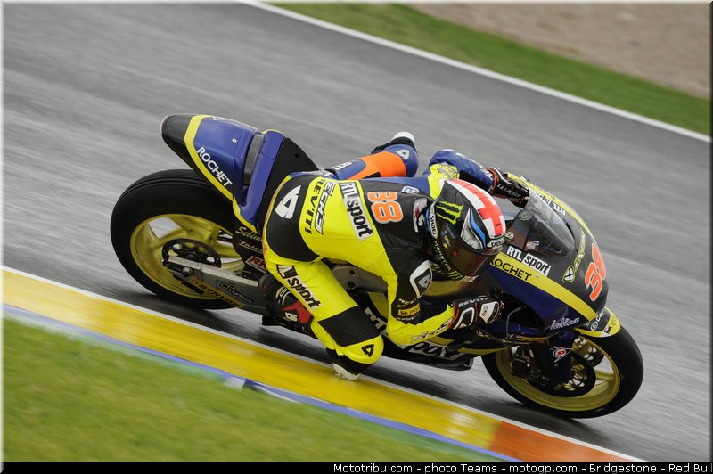 moto2_smith_008_valencia_2012