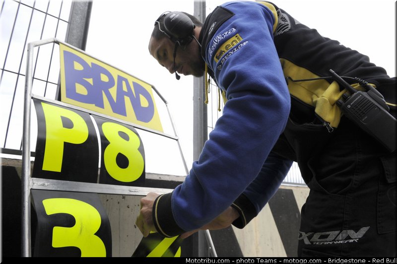 moto2_smith_020_valencia_2012