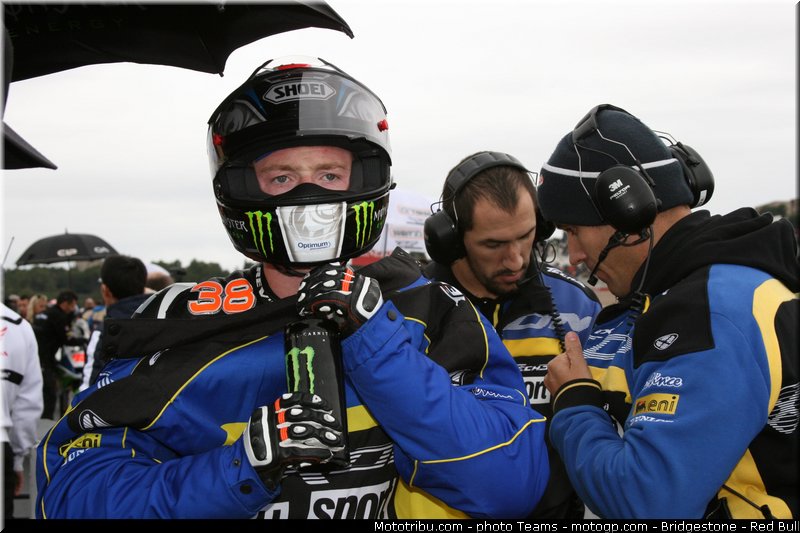 moto2_smith_022_valencia_2012