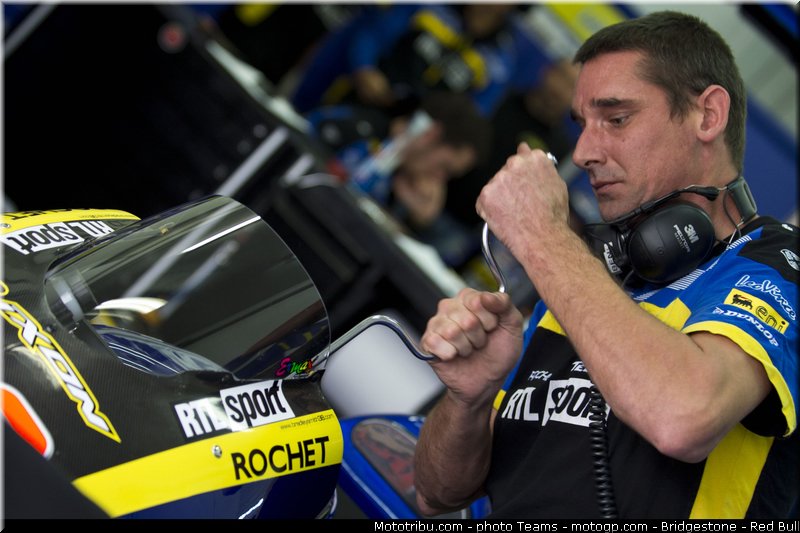 moto2_tech3_011_valencia_2012