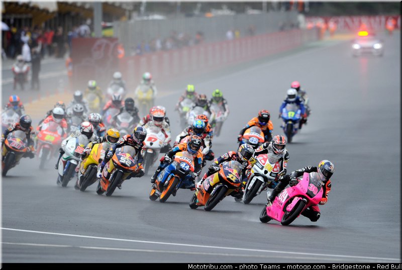 moto3_035_valencia_2012