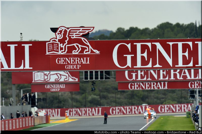 motogp_ambiance_004_valencia_2012