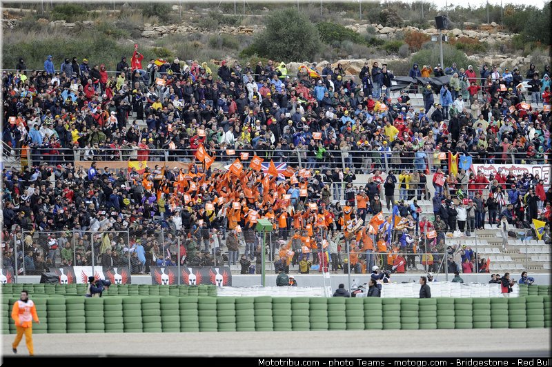 motogp_ambiance_005_valencia_2012