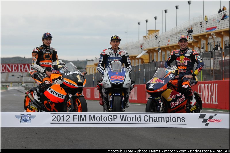 motogp_ambiance_006_valencia_2012