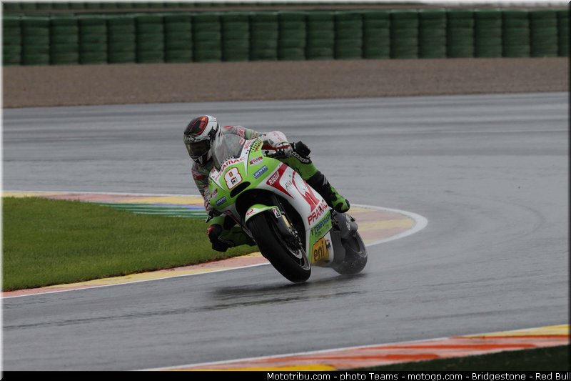 motogp_barbera_001_valencia_2012