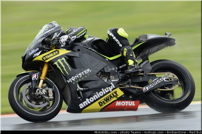 motogp_crutchlow_008_valencia_2012