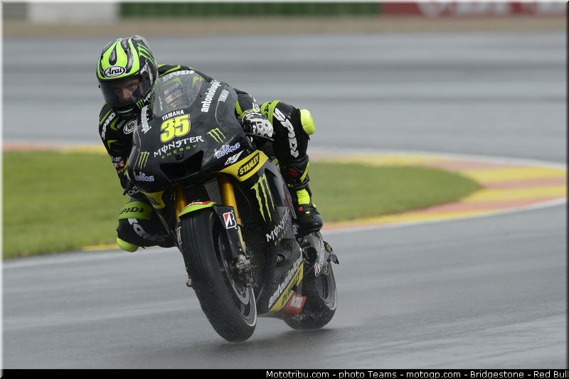motogp_crutchlow_009_valencia_2012