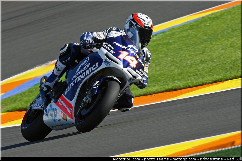 motogp_de_puniet_004_valencia_2012