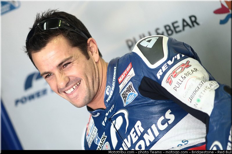 motogp_de_puniet_006_valencia_2012