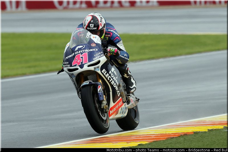 motogp_espargaro_003_valencia_2012