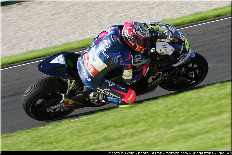 motogp_espargaro_008_valencia_2012