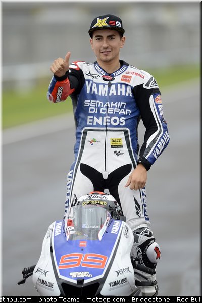 motogp_lorenzo_007_valencia_2012