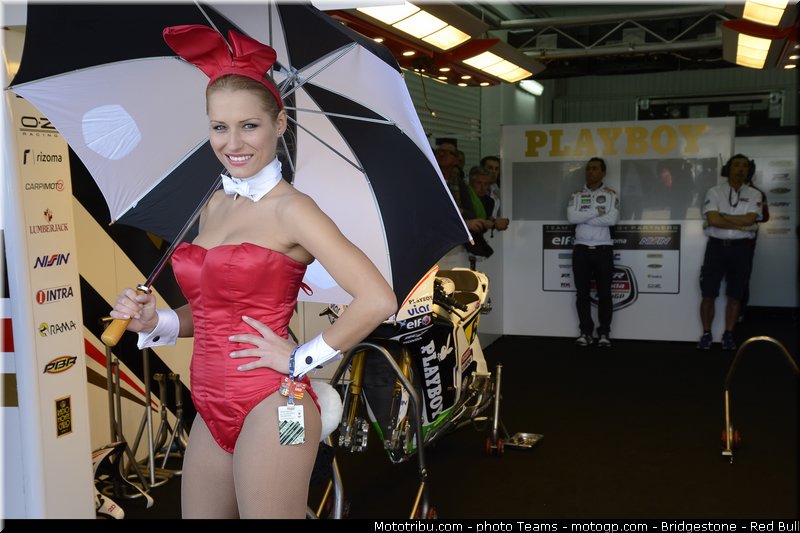motogp_pitbabe_003_valencia_2012