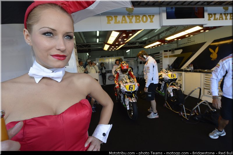 motogp_pitbabe_005_valencia_2012