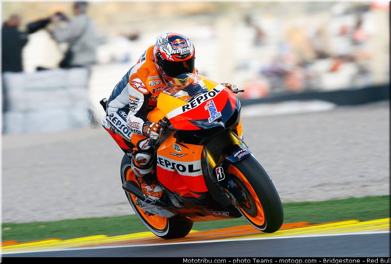 motogp_stoner_019_valencia_2012