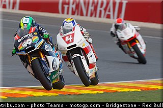 moto2_022_valencia_2012.jpg