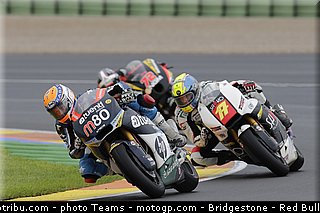moto2_030_valencia_2012.jpg