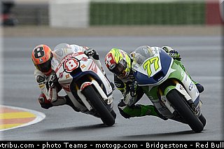 moto2_042_valencia_2012.jpg
