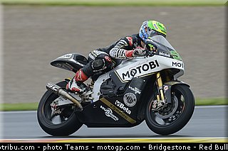 moto2_granado_001_valencia_2012.jpg