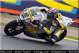 moto2_luthi_003_valencia_2012.jpg