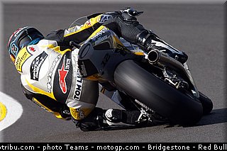 moto2_luthi_005_valencia_2012.jpg