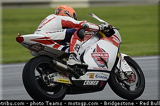 moto2_rea_005_valencia_2012.jpg