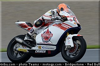 moto2_rea_006_valencia_2012.jpg
