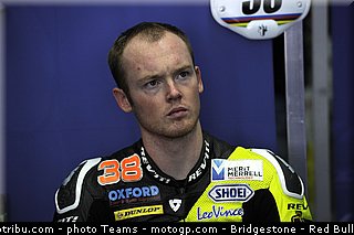 moto2_smith_004_valencia_2012.jpg
