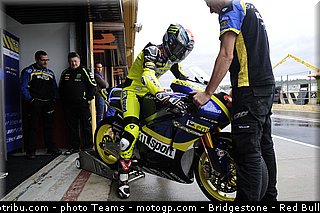 moto2_smith_005_valencia_2012.jpg