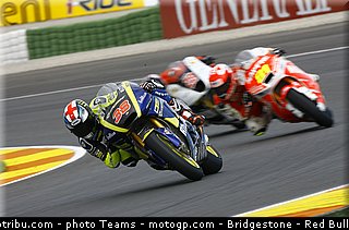 moto2_smith_013_valencia_2012.jpg