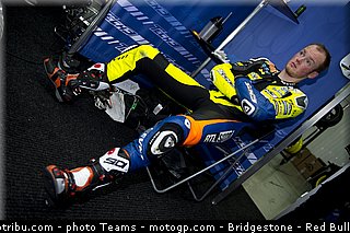 moto2_smith_024_valencia_2012.jpg