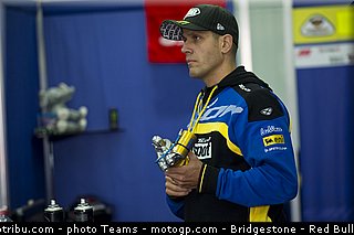 moto2_tech3_007_valencia_2012.jpg