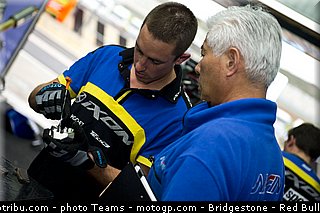 moto2_tech3_013_valencia_2012.jpg