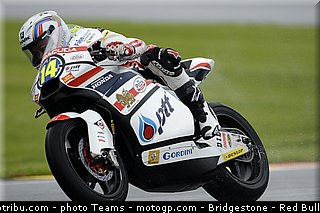 moto2_wilairot_001_valencia_2012.jpg