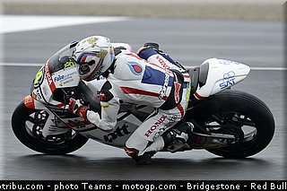 moto2_wilairot_004_valencia_2012.jpg